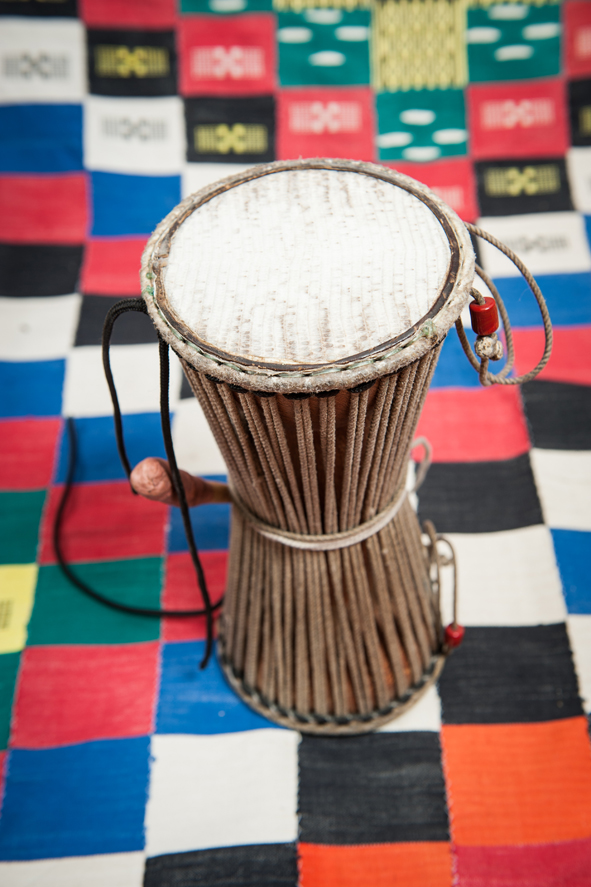 Tama (tambour d’aisselle) appelé tambour parlant - Sénégal - Mali